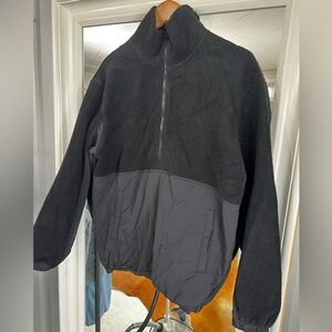 PRIV black zip up crew